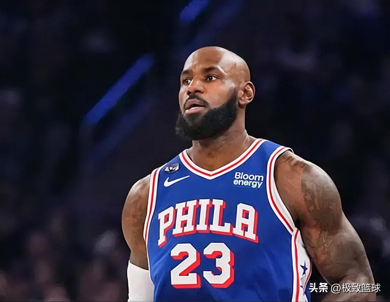 41岁老汉詹姆斯没有进攻欲望了！

今日NBA新赛季揭幕战，76人做客麦迪逊广场