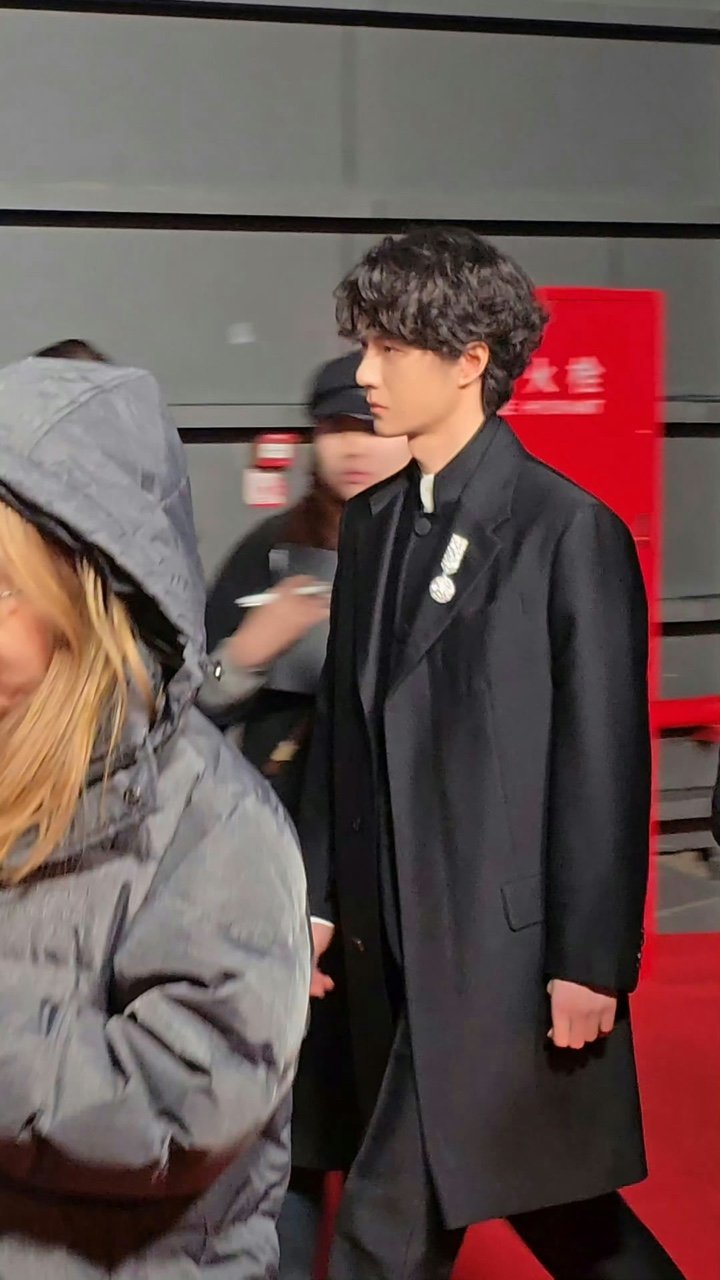 王一博行走的bjd小王子王一博是行走的bjd小王子 王一博火热出山 