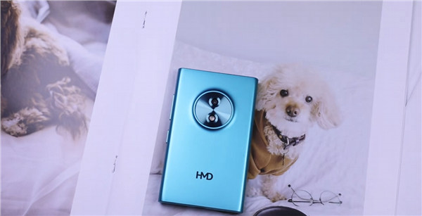 HMD Touch梦回诺基亚Lumia纯净防沉迷系统，除了基础功能，还有内置豆包
