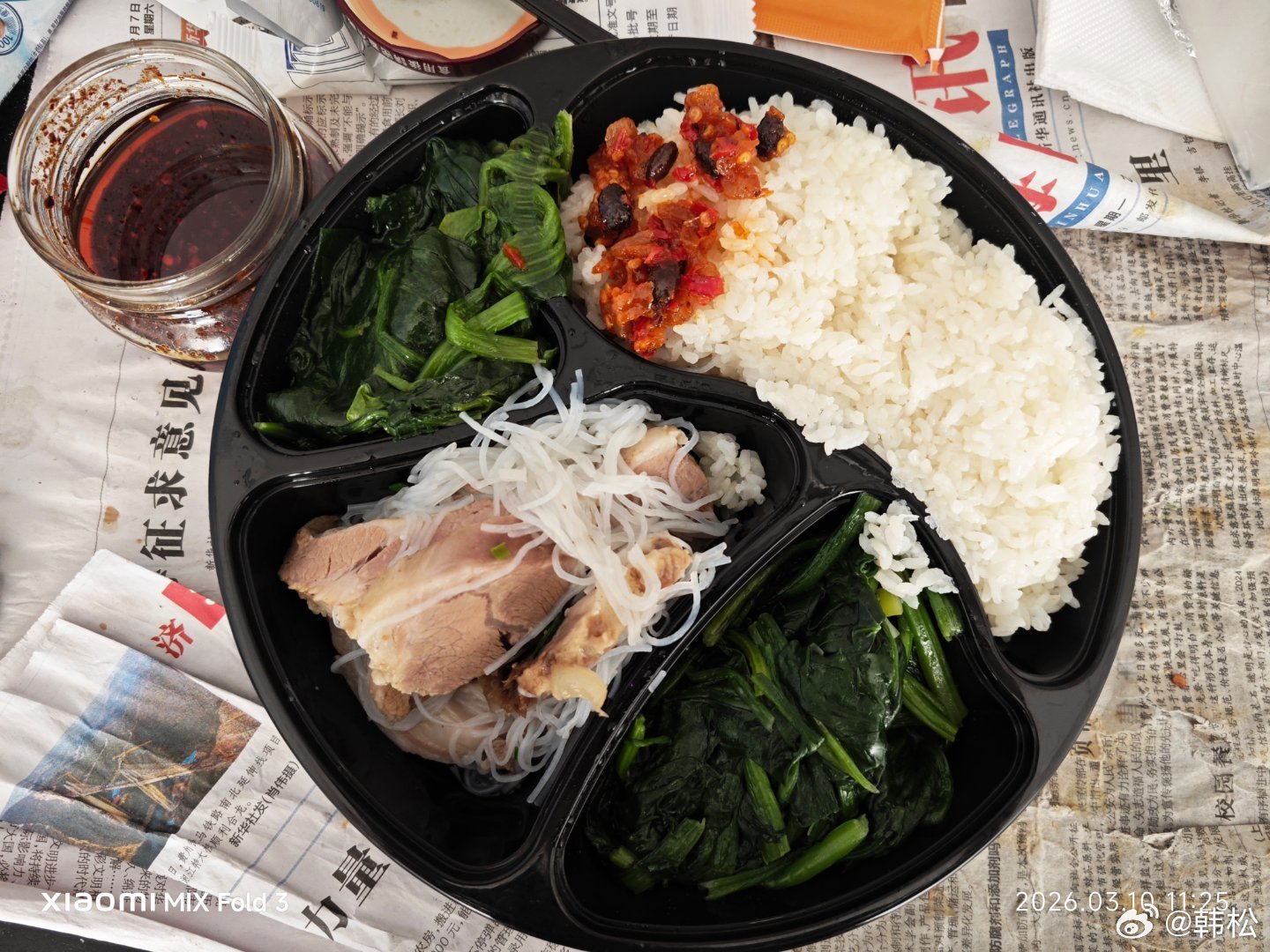 难以想象的丰盛午餐，但引起了呛咳和反流，下回还要十分小心注意。 