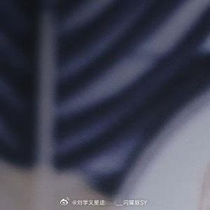 晚安心语 今夜，让月光为你铺床，星星为你点灯。闭上眼睛，把白天的纷扰交给风，明天