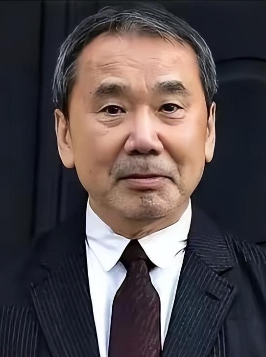 日本作家村上春树曾说：“我父亲是侵华日军，我从不吃中国菜，因为我不配，我也不生小