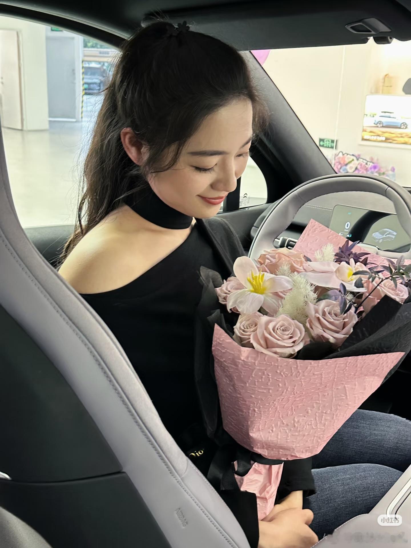 蔚来EC63.0开启🎂奔向“蔚来”生活礼物如约而至 又多了一份美好时间和我都在