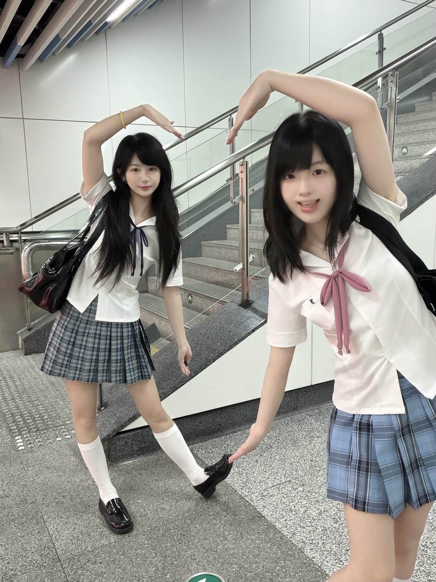 双子萌！