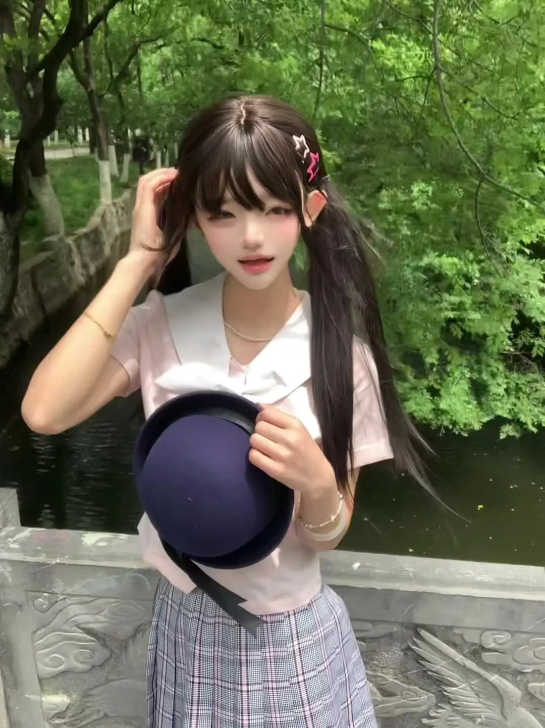 在发什么呆ᐞ･֊･ᐞฅ