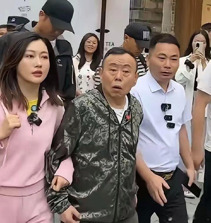潘长江女儿才是真的中了基因彩票！ ​​​