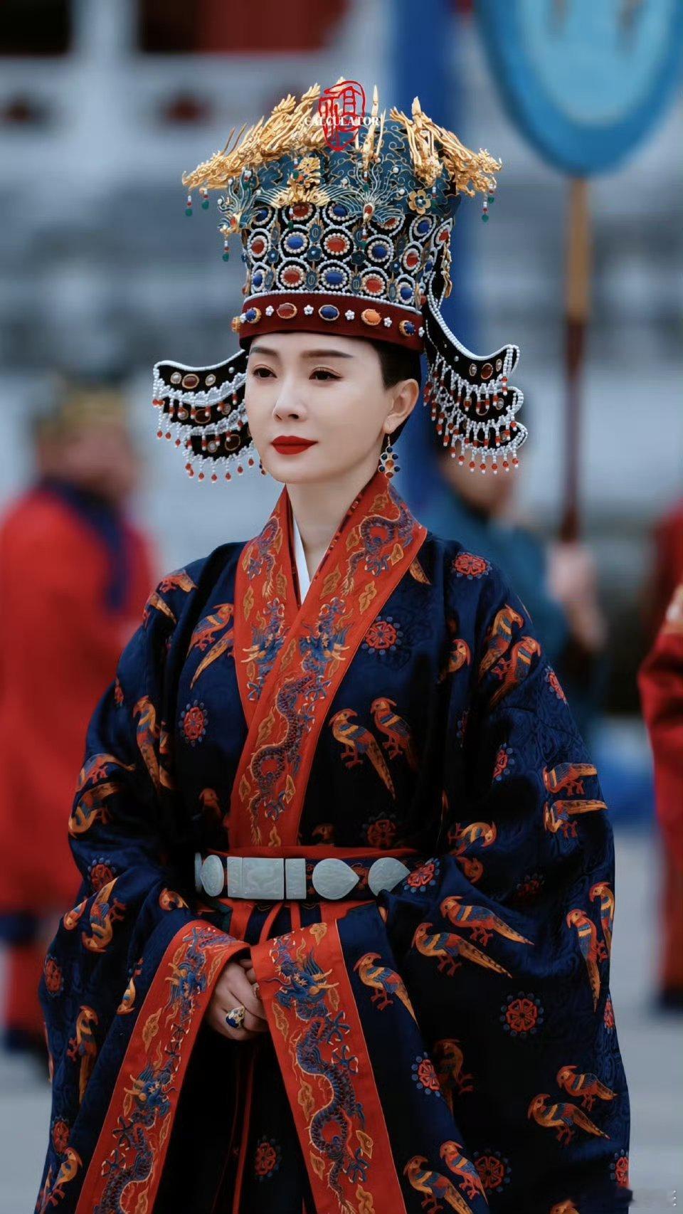 陈数母仪天下既视感陈数《两京十五日》张皇后路透封神！自带母仪天下气场，端庄大气间