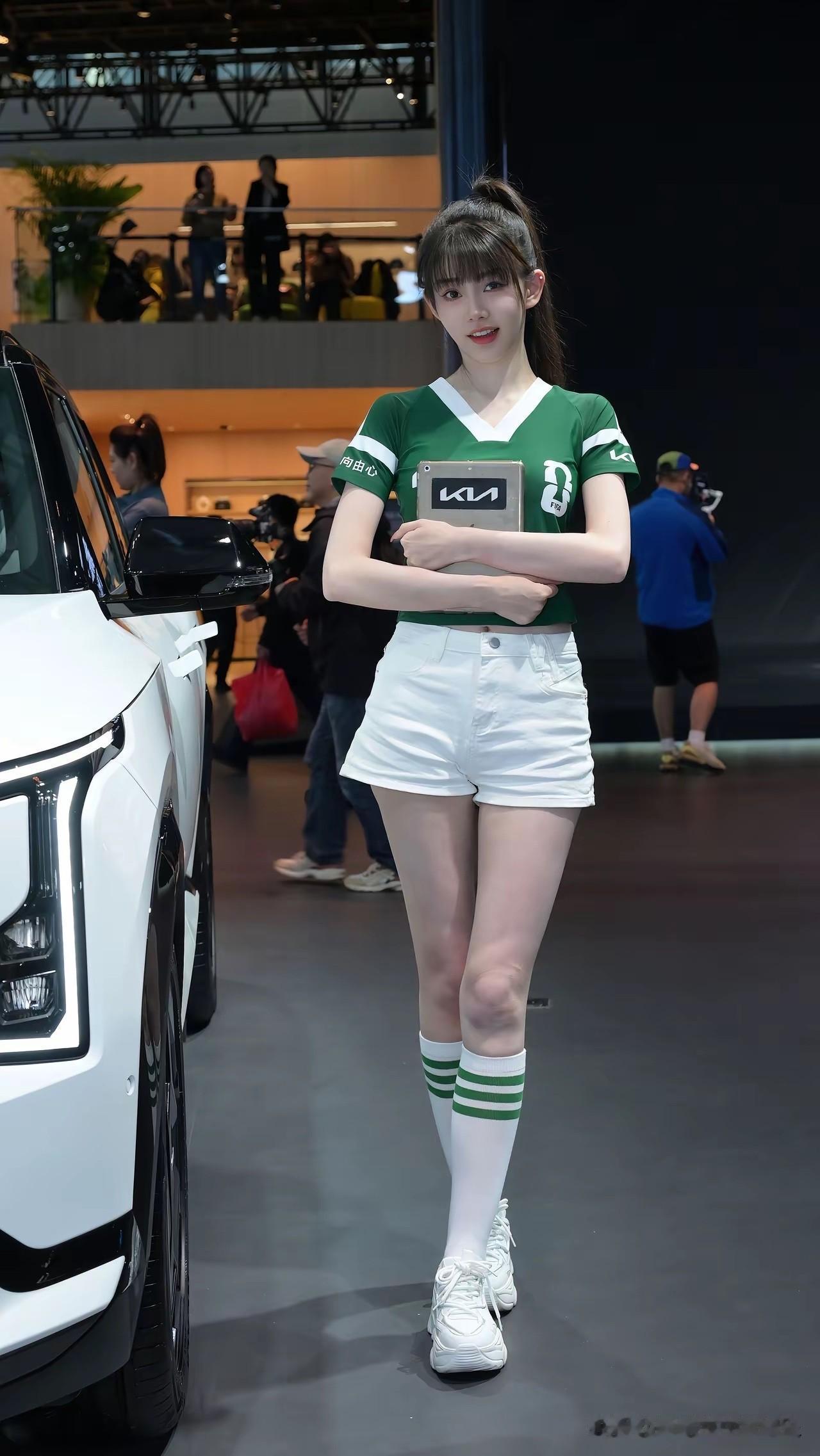 广州车展，车模里的天花板，没有之一！