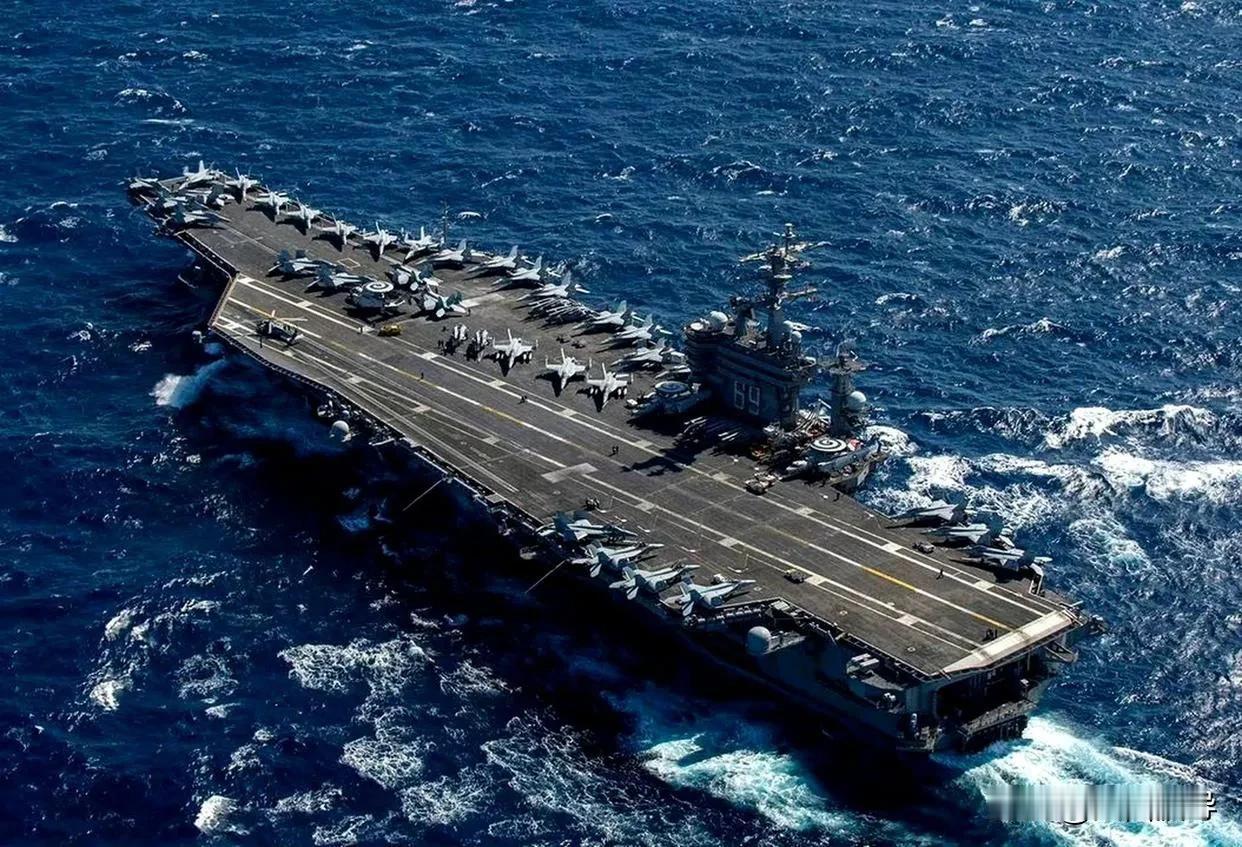 美国航母又跑了，而且又是在胡塞武装宣布攻击美国航母之后，所以美国航母可能又被胡塞