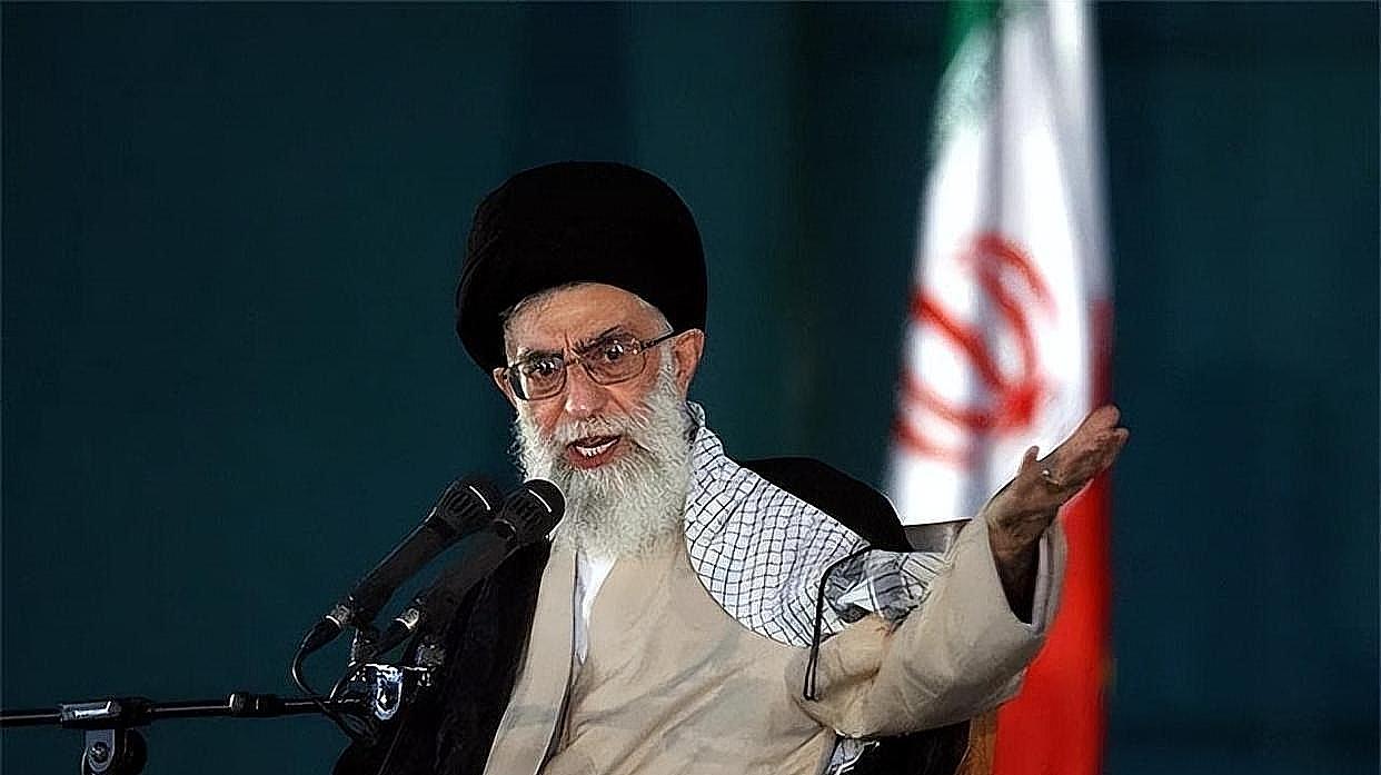 伊朗如果有人读过中国近代史就应该明白，像伊朗这种土地和人口都是这个体量的国家，没