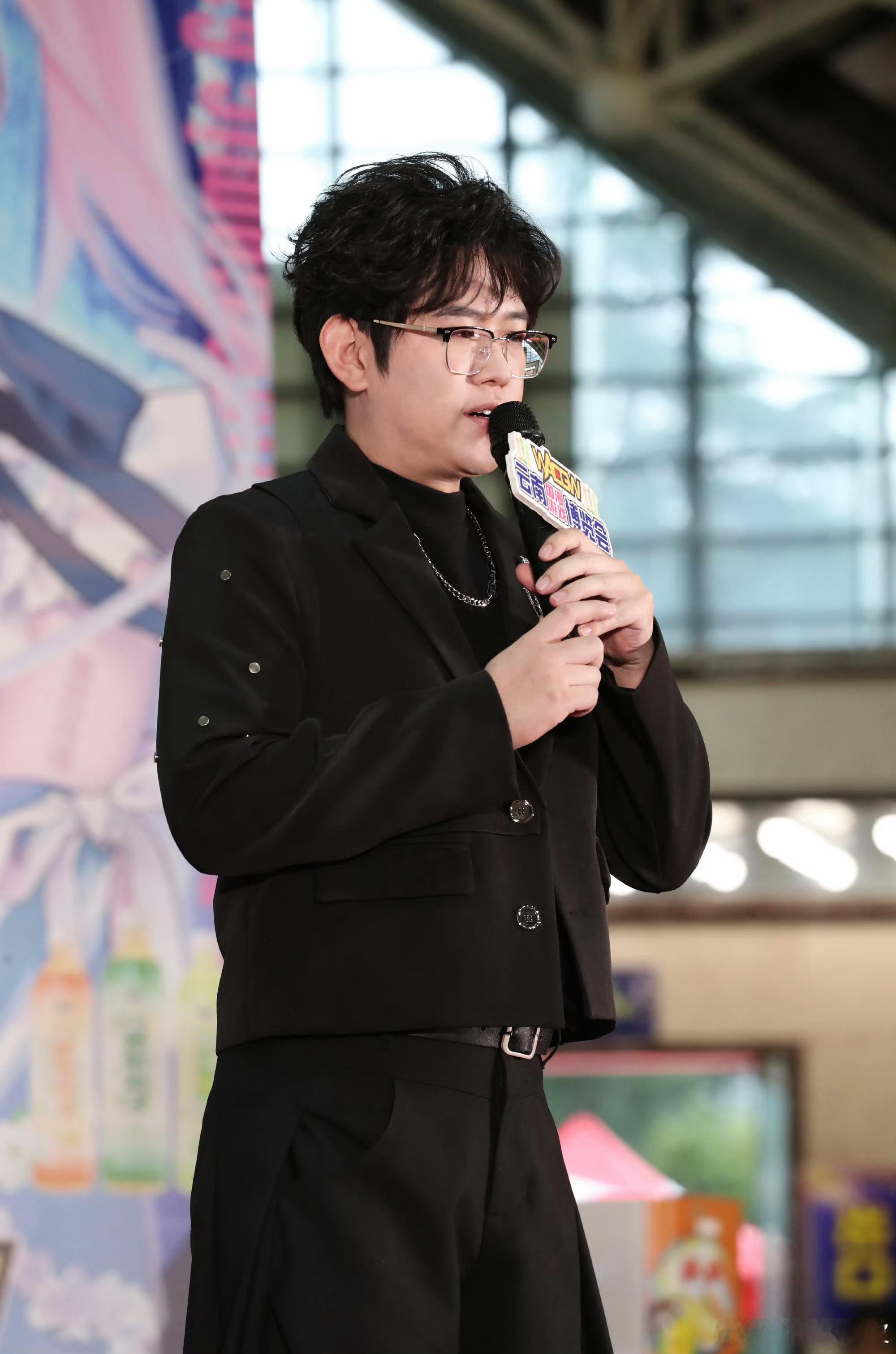 顺子老师我的声音是黄色的被问及声音是什么色调，脱口而出黄色瞬间场面有趣十足，反应