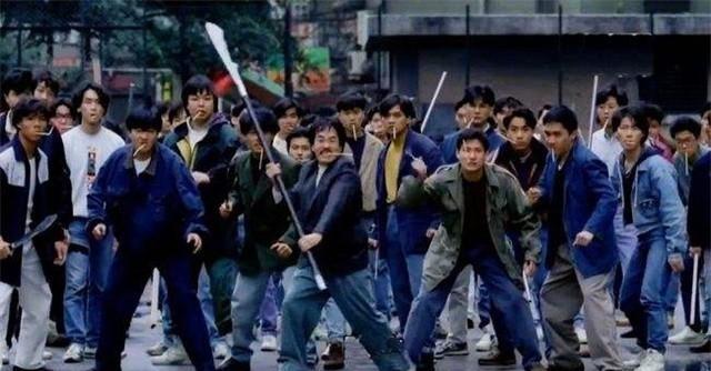 1997年香港回归，那些黑帮都去哪了？
首先得说，黑帮这玩意儿，它是特定土壤里长