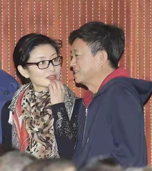 这俩位家喻户晓，你绝对能叫出她俩的名字，有不知道的吗？