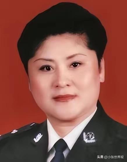 1988年，郑州一漂亮女子被两名壮汉强行塞进出租车内。趁车子急刹时的惯性，女子猛