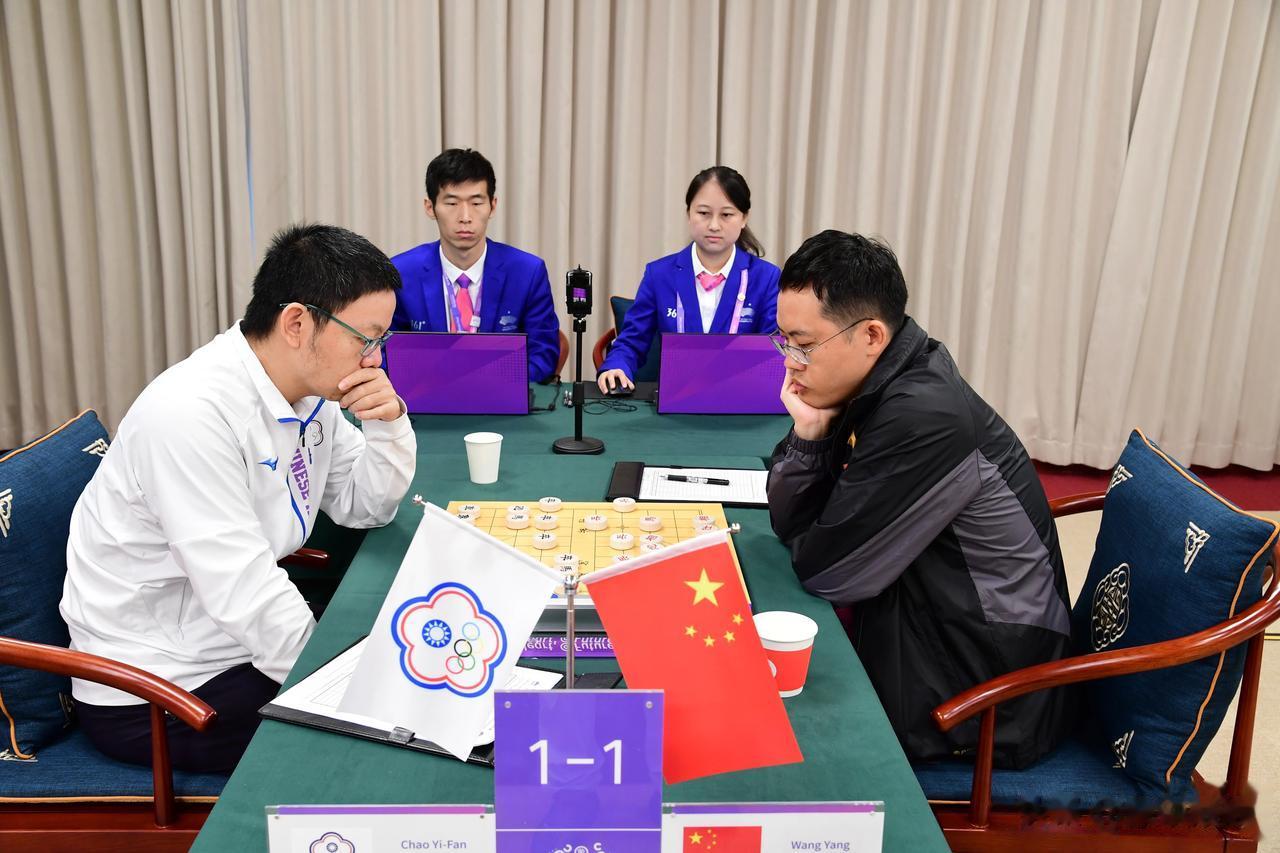 9月30日，第19届亚运会象棋混合团体第四轮战罢，中国队四战全胜气势如虹，6比0