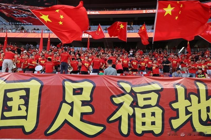 U23国足决战日本队前夕，亚足联数据显示仅有30%的支持率投向中国队，此前对阵越