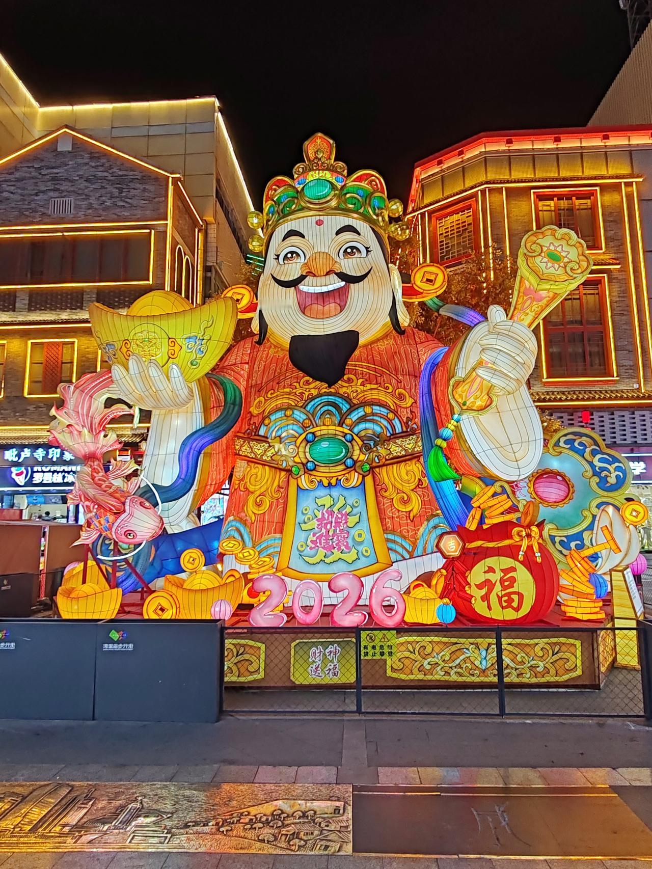 2025年三大社会反常现象你怎么看都是钱不足的具体反映。现实生活中有太多的无奈和