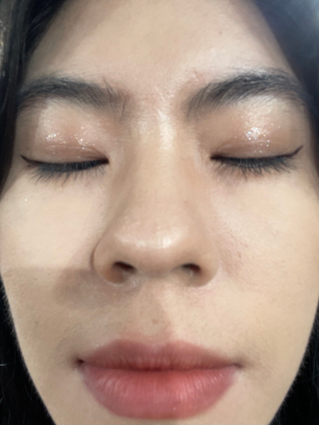 今天的眼妆好闪 ​​​