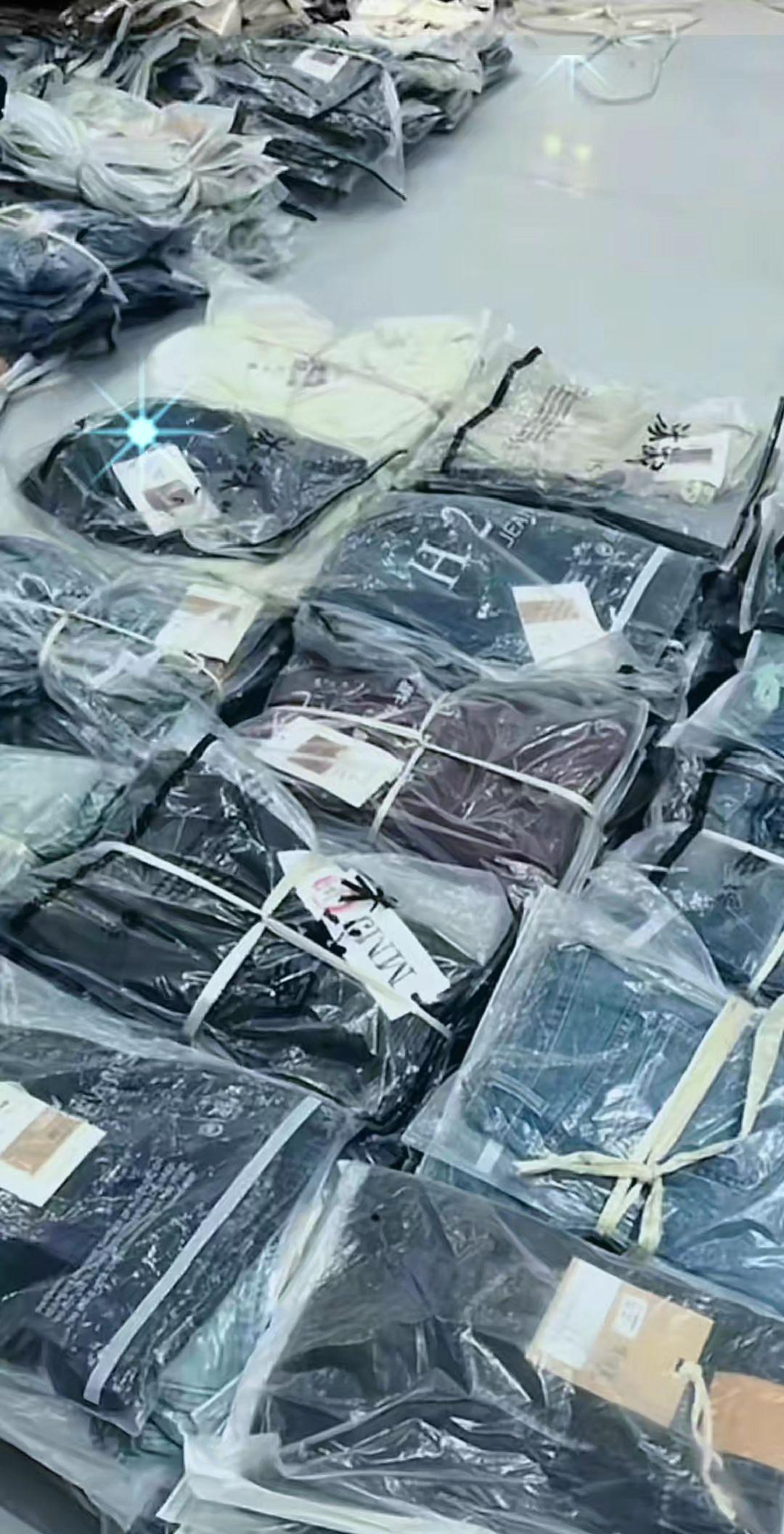 把他拉黑， 断个干净，努力搬砖…