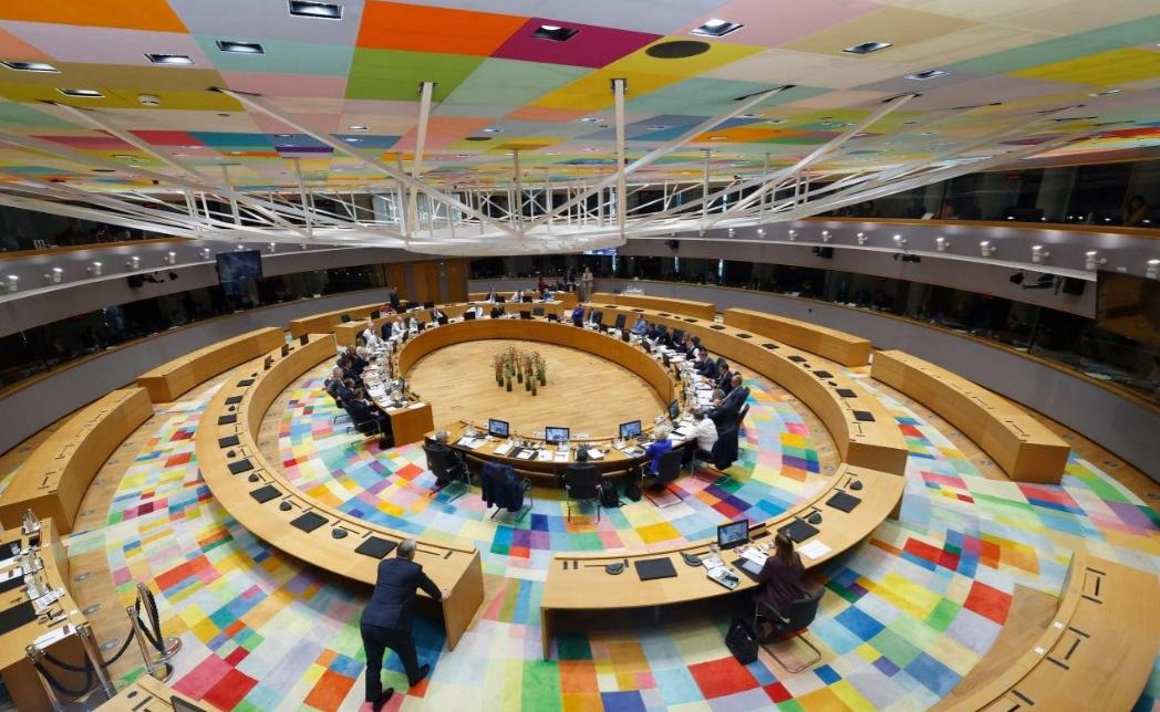 真不给泽连斯基面子！欧盟峰会欧尔班直接离场，欧盟内部分裂彻底摆上台面。

3月1