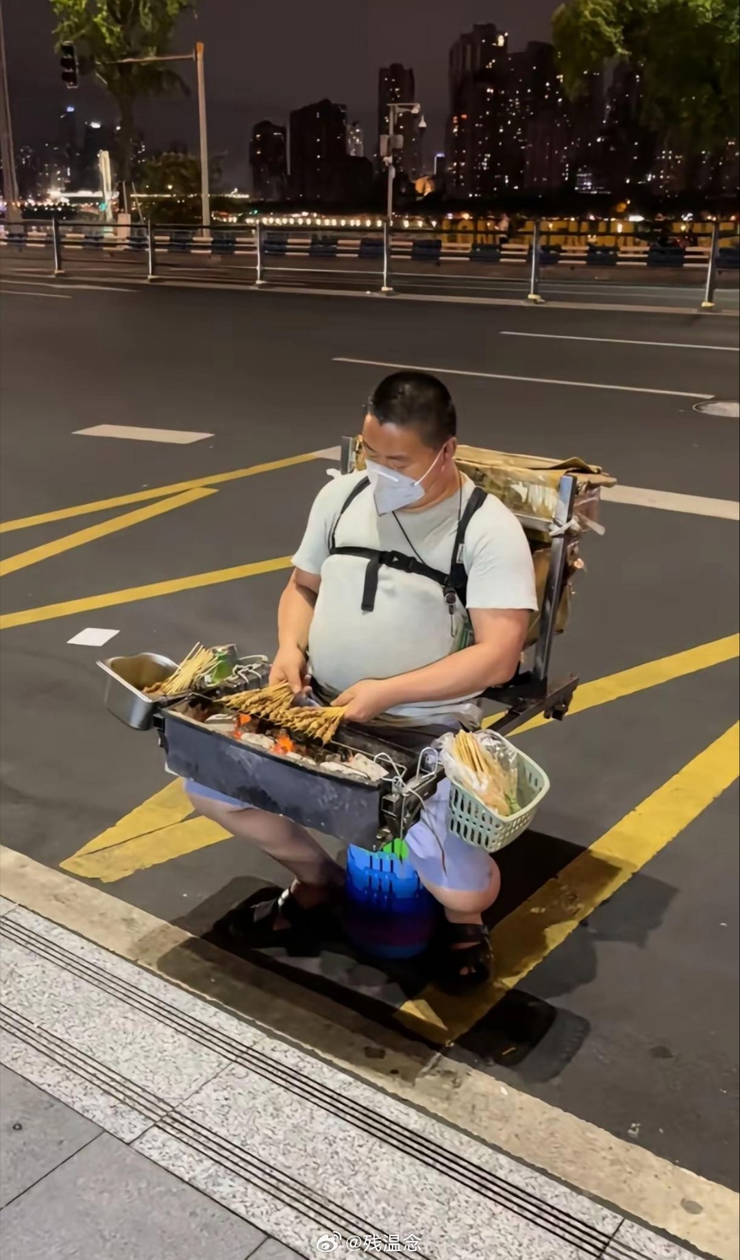 强者从不抱怨环境 