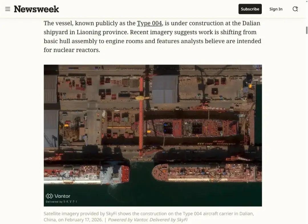 备受国内外关注的中国第一艘航母19号在大连造船厂抓紧建造，预计2027年下水，参