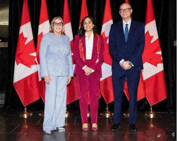 加拿大终于硬了一回了，他们准备支援古巴了？日前，加拿大外交部长阿南德表示他们正在