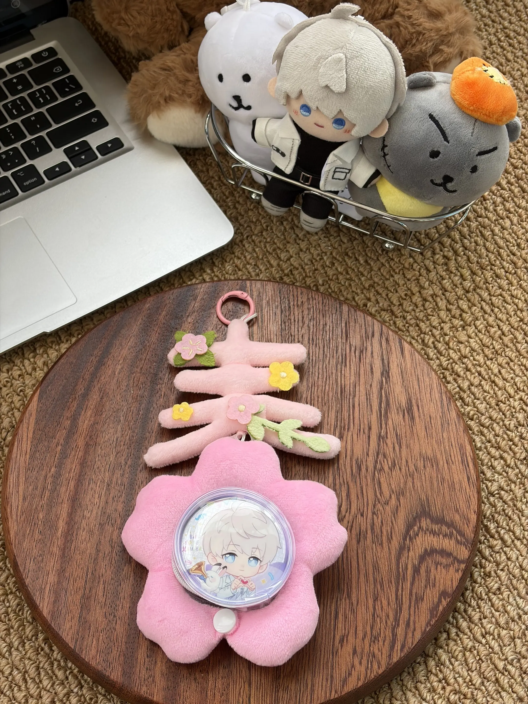 沈星回 还有多久才到春天 太适配了啊啊啊 而且和娃衣的一张星星⭐️春日...