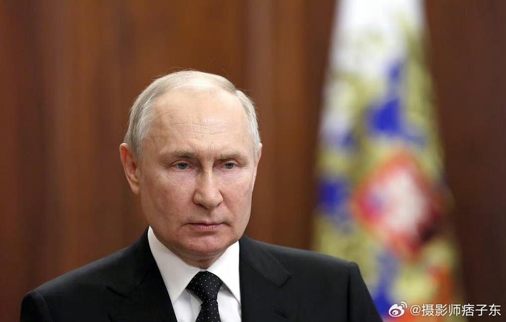 普京就哈梅内伊遇害表示哀悼：一次无耻杀害，违反了所有人类道德和国际法准则！

说