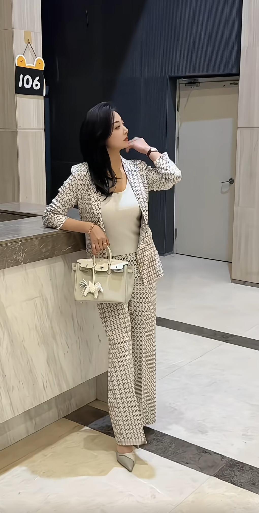 都市女郎穿搭指南👠✨