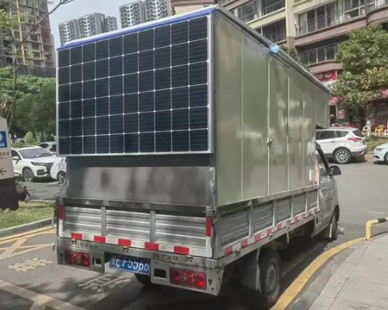 栏板车简单设计就能户外露营生活，微卡改装房车旅行，小货车背驮房箱自驾游。这是一台