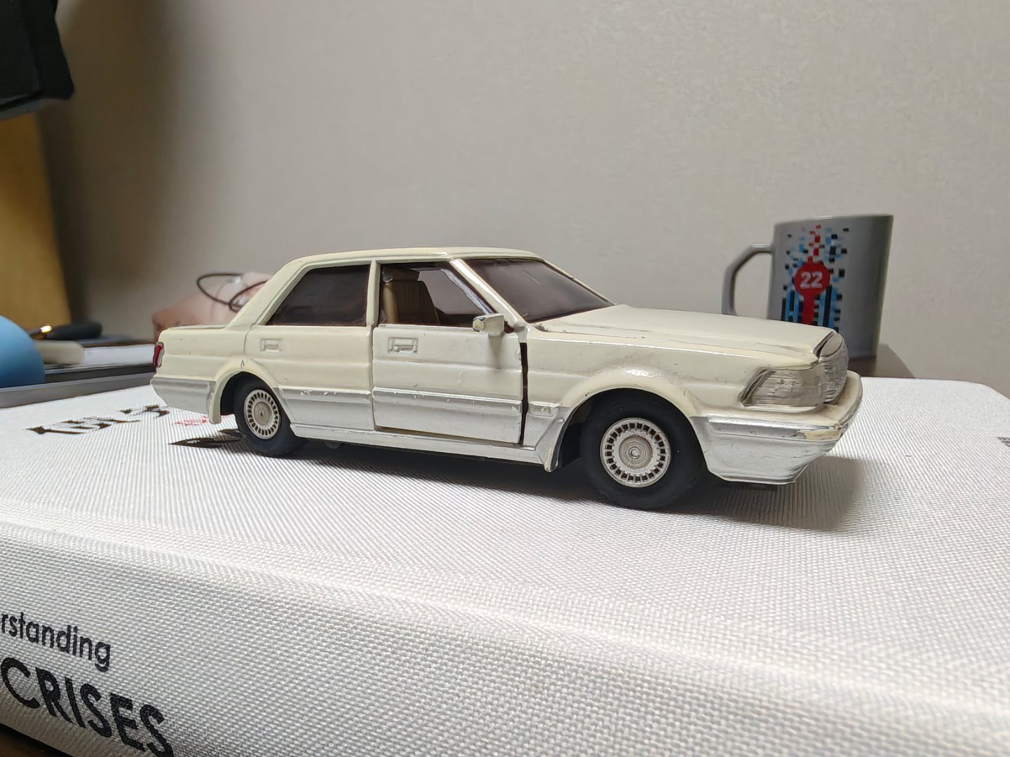 最近准备搬家，在收拾车模。突然想到这个牌子好像后来再也没见过了，叫yonezaw