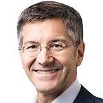 拜仁俱乐部主席海纳最近和《慕尼黑日报》聊了聊天，话题一打开，他就像个足球界的“规