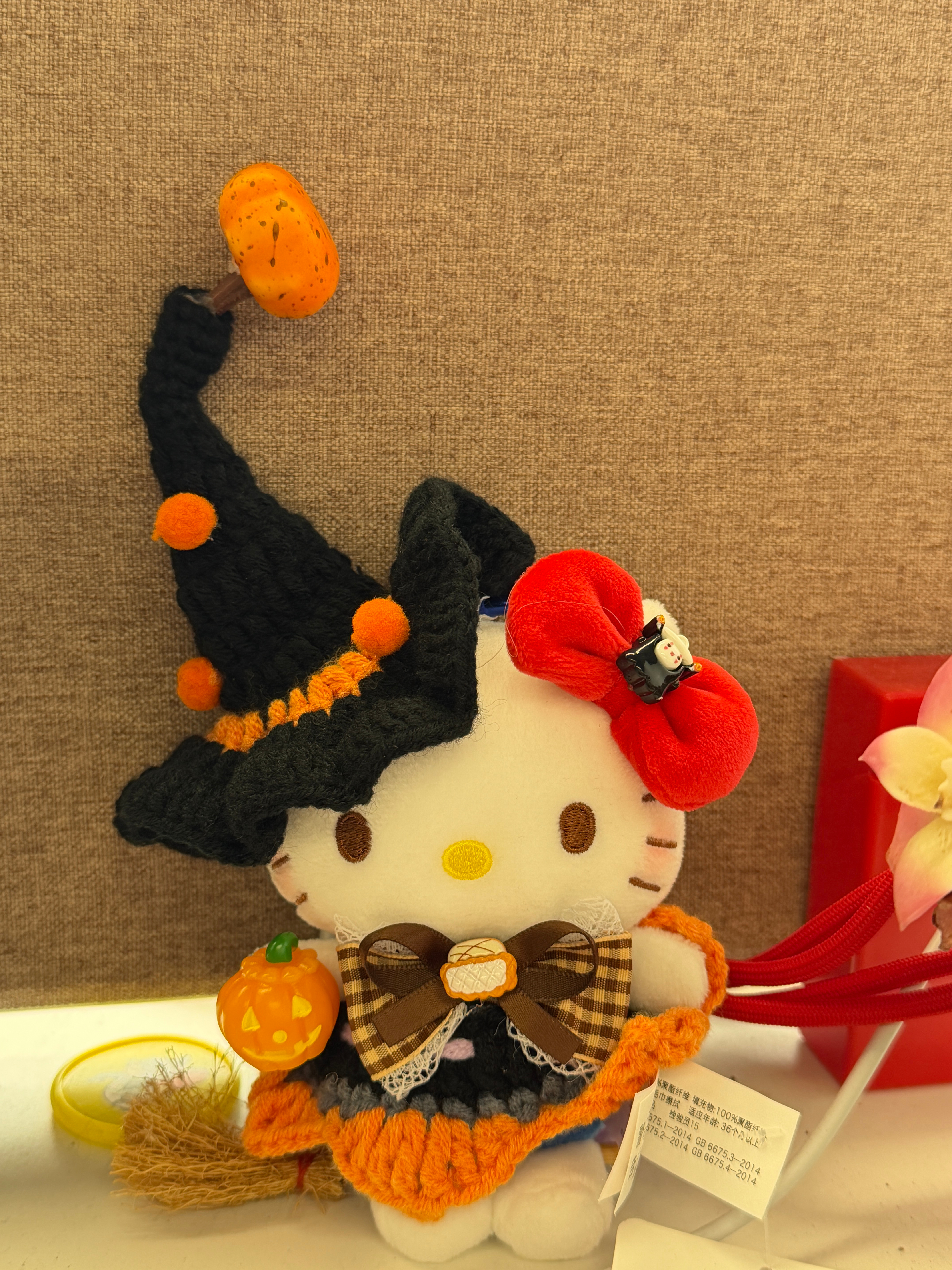 今天的上班搭子～我们kitty就是如此美萌