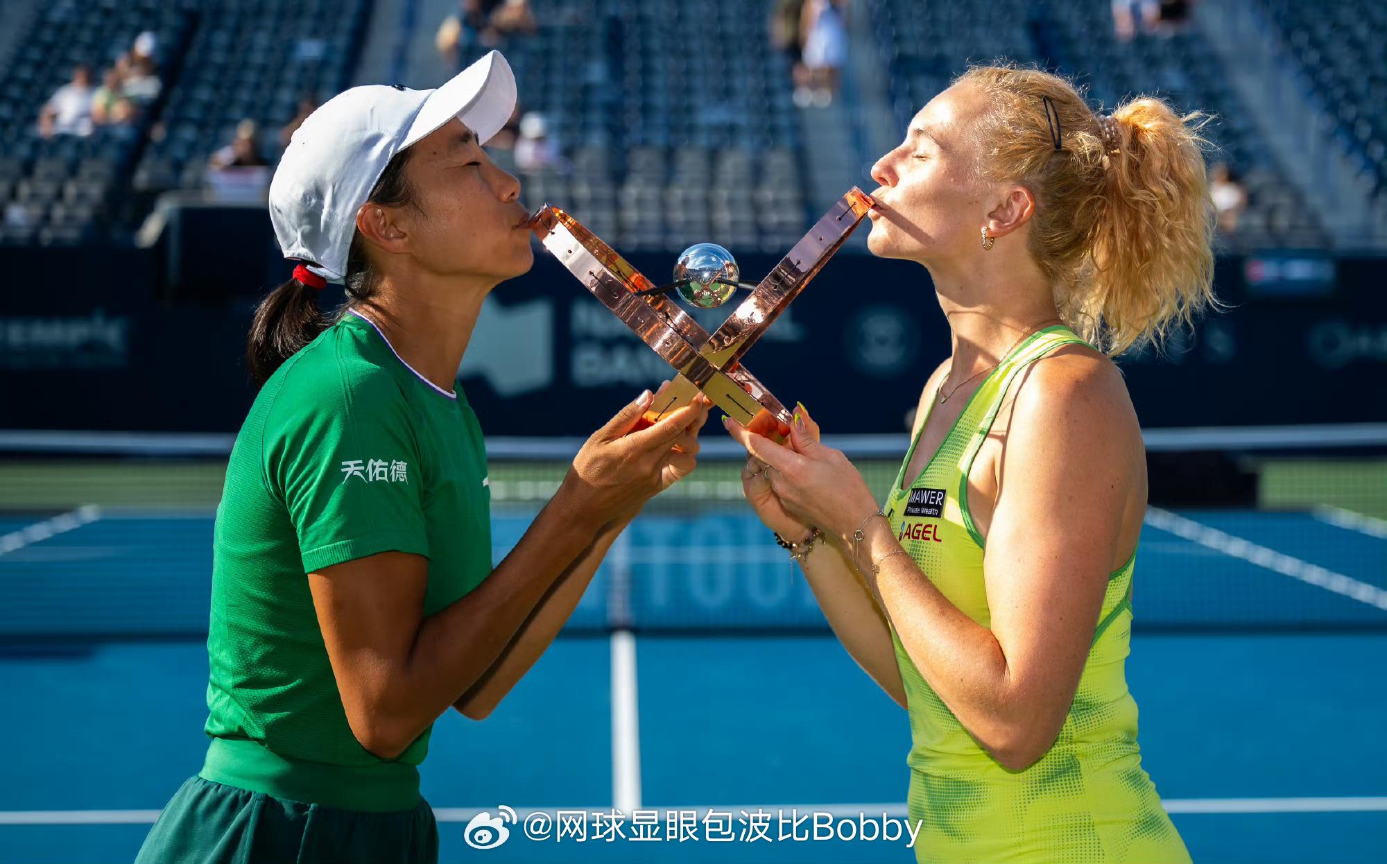 特大喜讯🎉恭喜🎉张帅夺得多伦多冠军🏆WTA1000多伦多站双打，中国🇨?