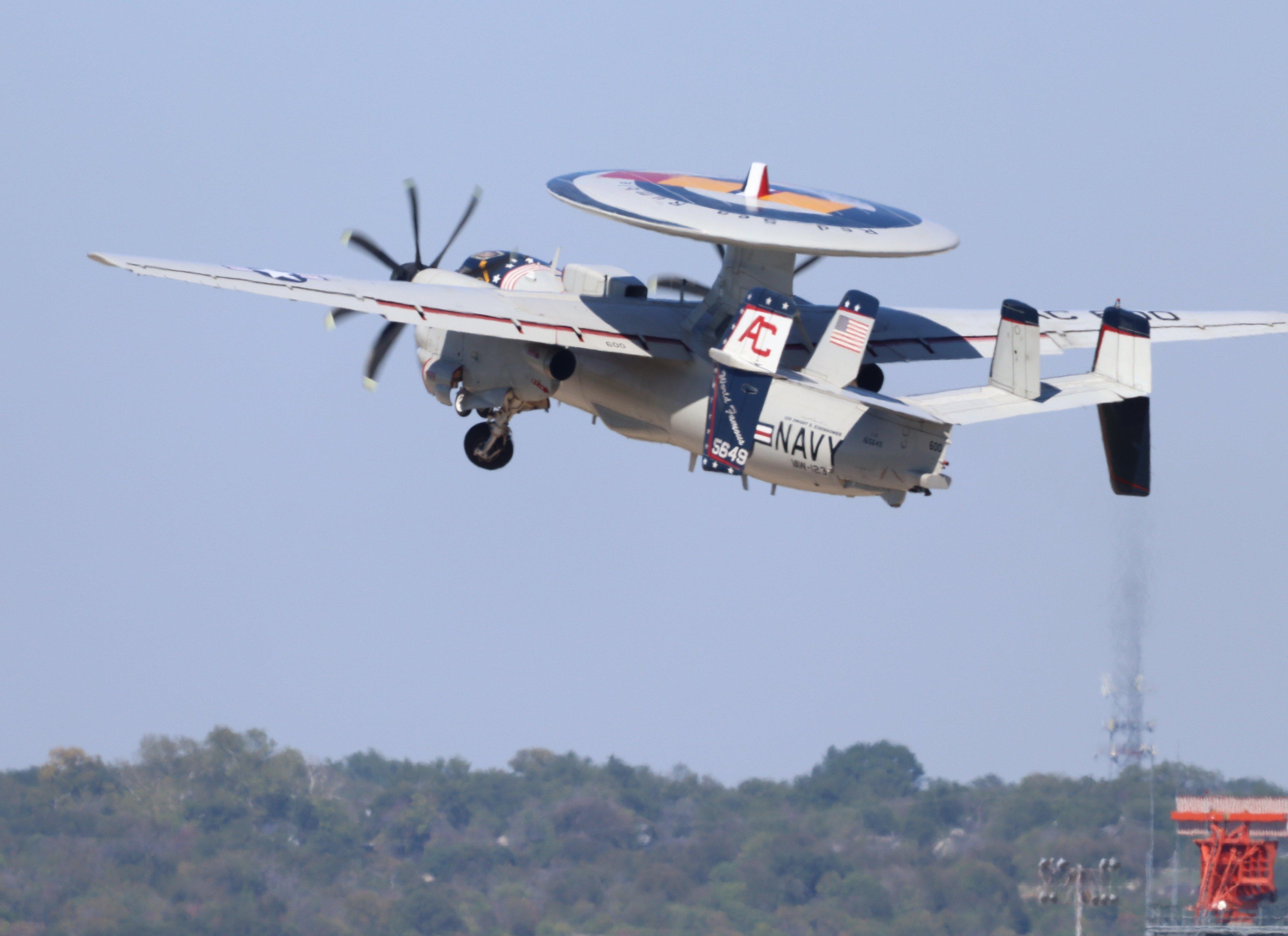 出现在德克萨斯州沃思堡海军航空站联合预备役基地（NAS JRB Fort Wor