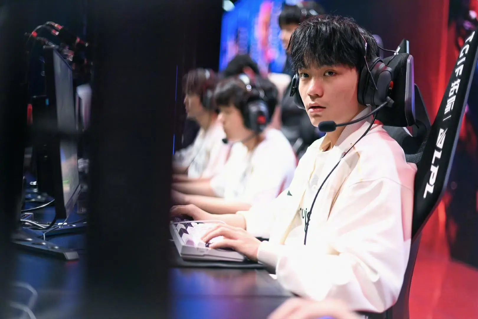 #2024LPL##英雄联盟# iG打野glfs发文：很高兴拿下第一个MVP，我