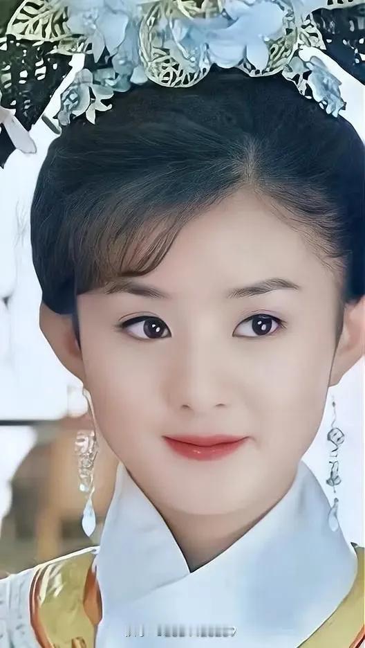 #你看过赵丽颖的首部电视剧是哪部#新版还珠格格，晴儿#赵丽颖印象探讨# #赵丽颖