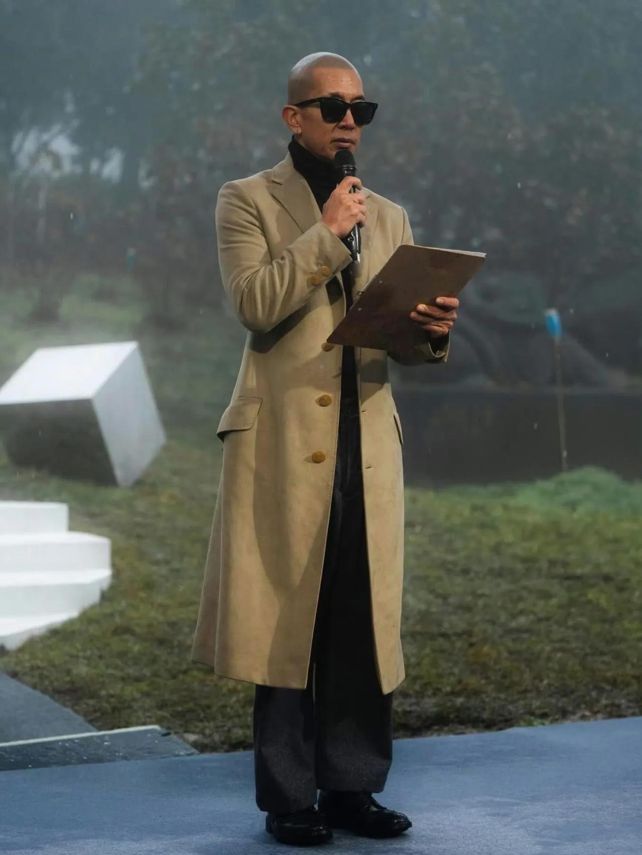 具俊晔穿27年前大S送的旧物露面！
2026年2月2日，大S（徐熙媛）逝世一周年