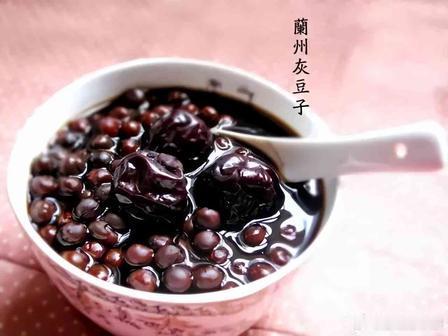 灰豆子甜胚子 兰州人私藏小吃来兰州旅游别只认准牛肉面，本地人私藏宝藏小吃灰豆子 