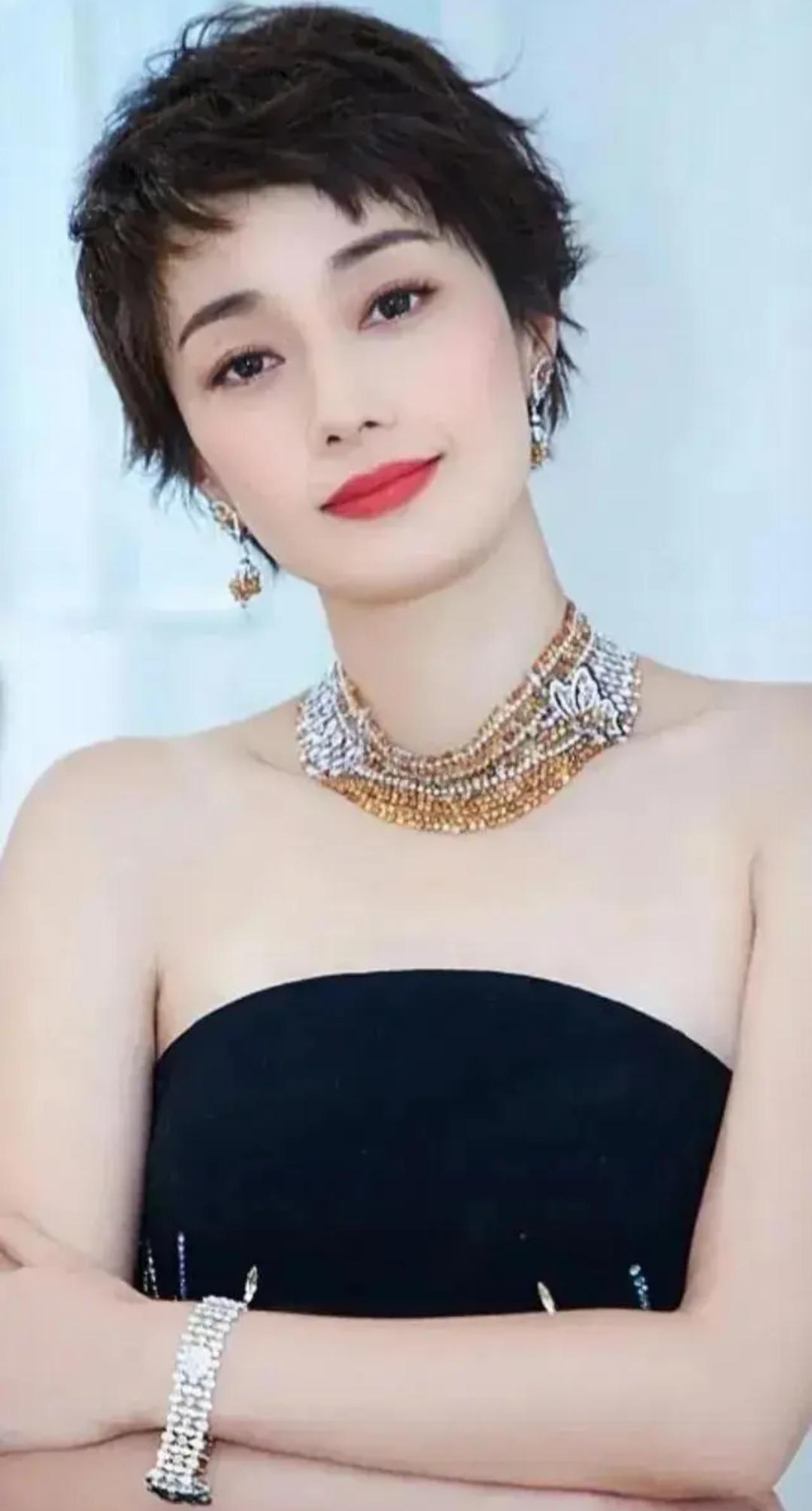 彻底反转了？向太曝马伊琍已再婚，原来当年是文章过不了心里那关娱乐 明星