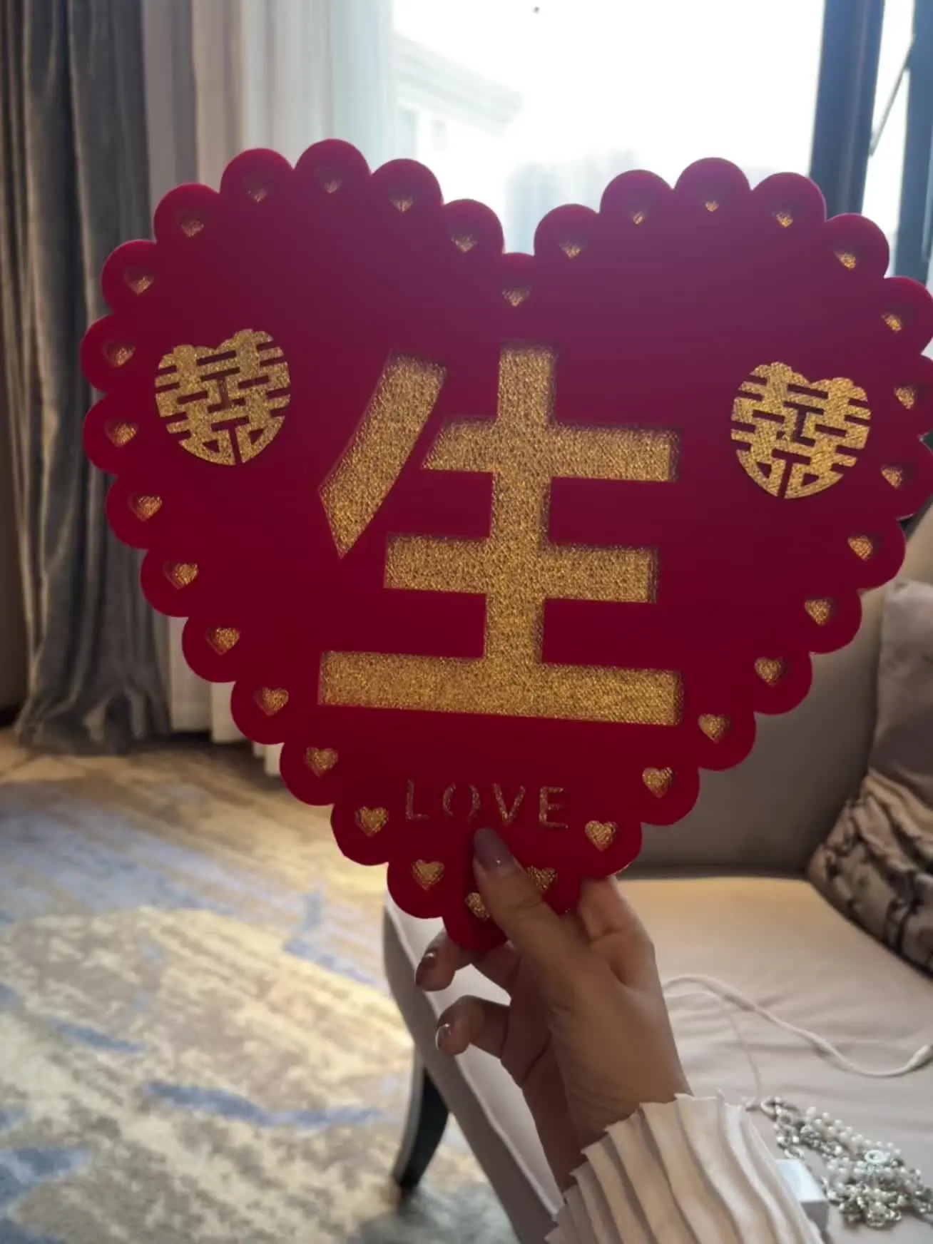 知道我是个注重仪式感的人。谢谢阿姨给我布置的。用心了。