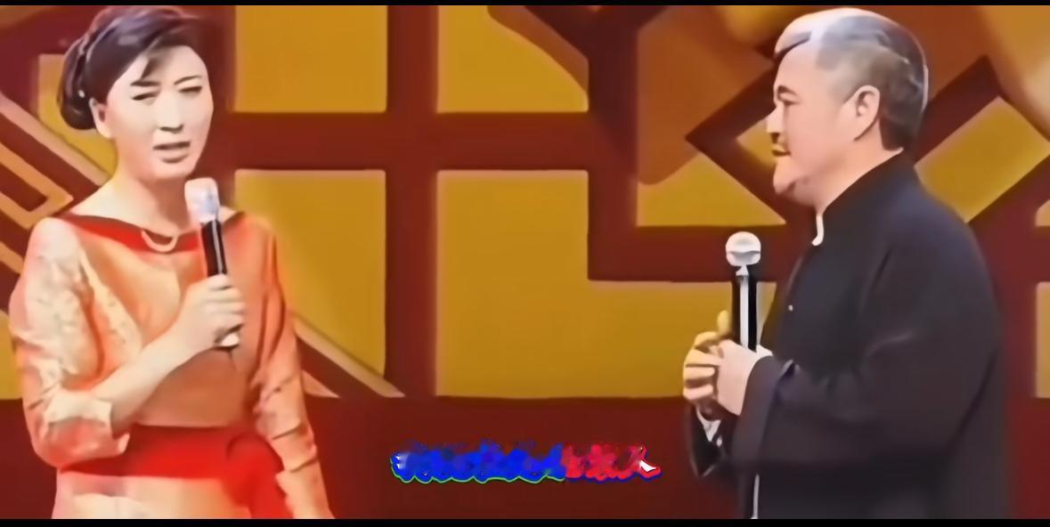 早期闫学晶的大胆发言让赵本山直呼“真要命啊”！原来赵本山早就点过闫学晶了，舌头别