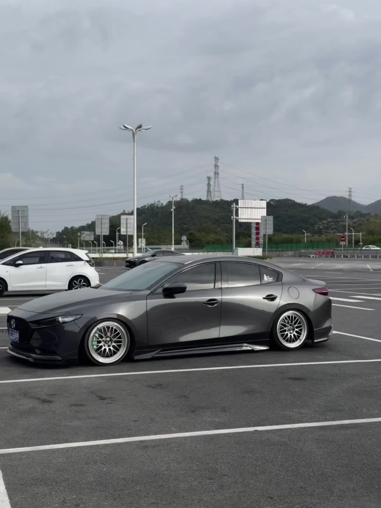 次世代马自达3昂克赛拉 马自达 随拍 姿态 全是靓车