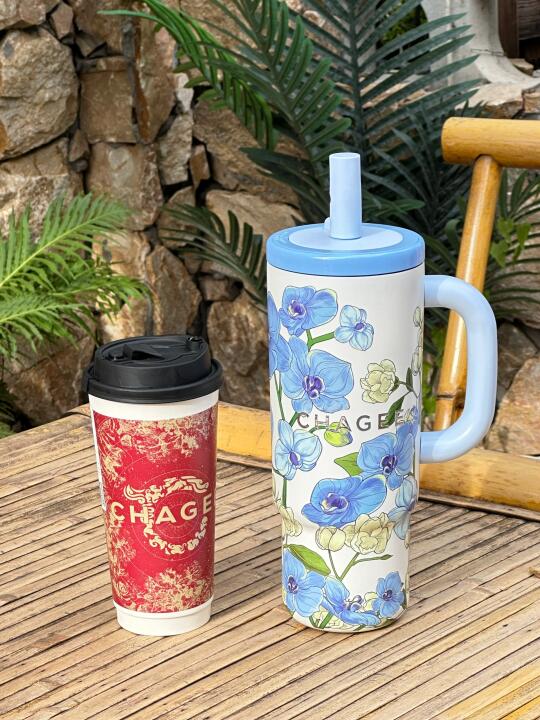 啊啊啊一眼心动💙霸王茶姬的冰霸杯美晕了！