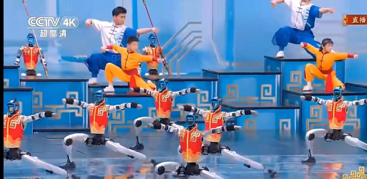 春晚上的机器人，太让人激动了

从去年到今年仅仅一年，进化的太快了！

大家激动