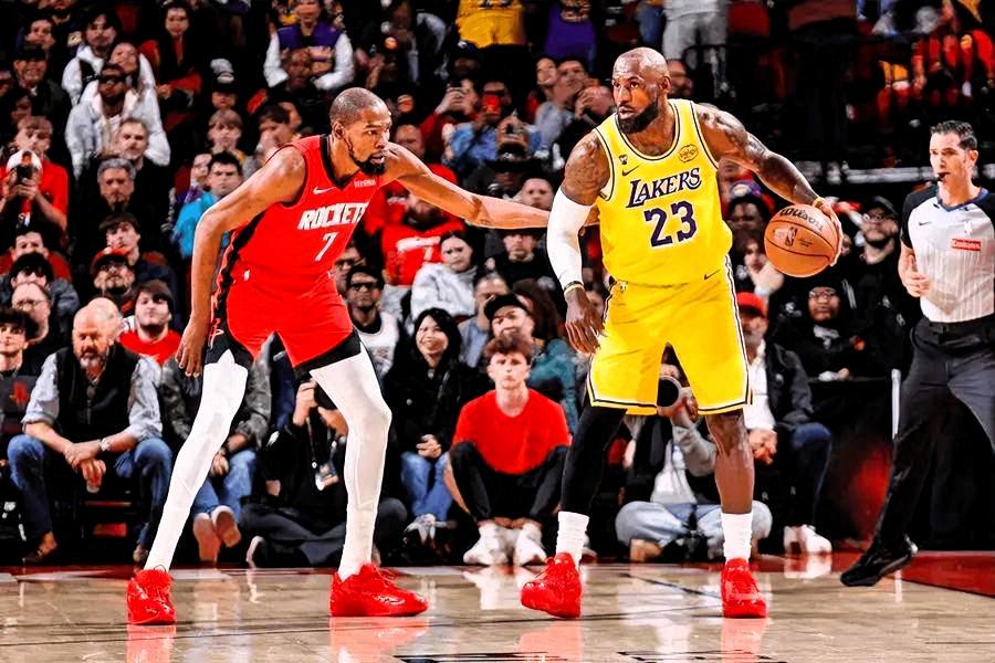 杜兰特 2025–26 火箭赛季｜一页式精简复盘
 
一、核心表现
 
- 年龄