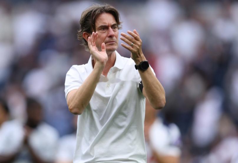 英媒talkSPORT报道称，热刺主帅弗兰克的帅位安全。热刺CEO文卡特沙姆决心