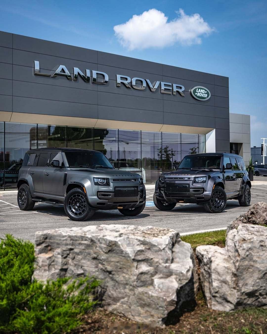 Land Rover Defender Octa ​​​
