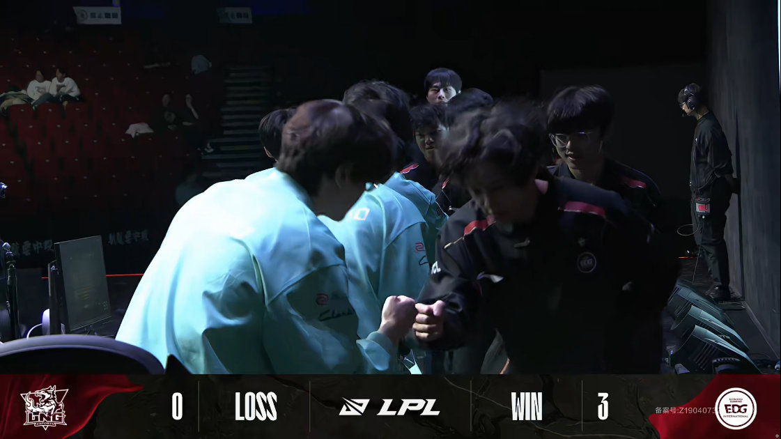 【 2025LPL第一赛段  EDG 3-0 LNG】EDG3-0零封LNG！ 